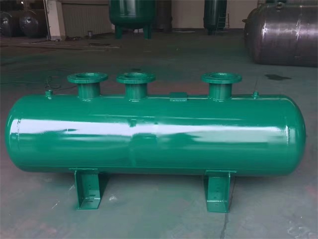 1679991473376569.jpeg 西昌西昌西昌蒸汽分气缸1.jpeg